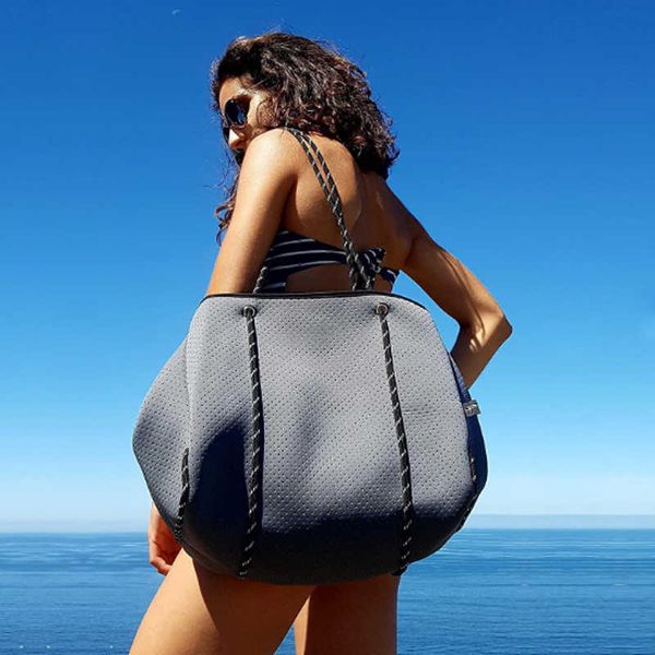 shoulder bags large-capacity casual tote luxurious diving fabric neoprene breathable handbag handle 221115
shoulder bags large-capacity casual tote luxurious diving fabric neoprene breathable handbag handle 221115