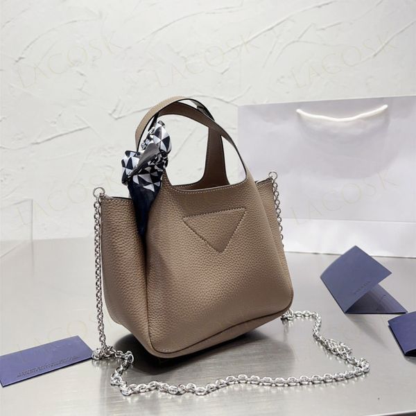 womens bucket bags brand letter shouder bags chain crossbody luxurys girls round small handbags christmas candy bag
womens bucket bags brand letter shouder bags chain crossbody luxurys girls round small handbags christmas candy bag