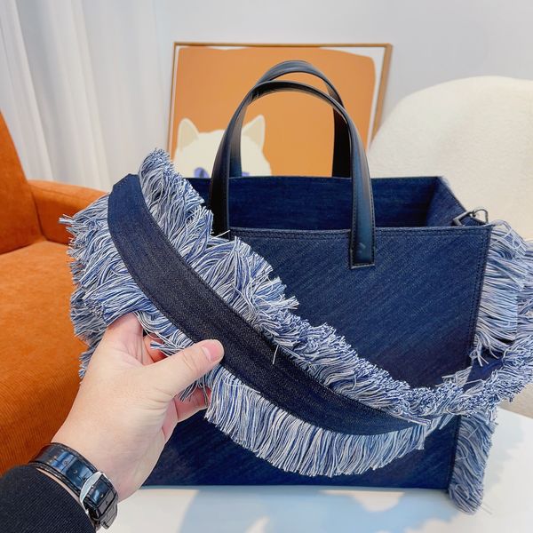 totes bags the tote bag designer tote denim handbags women fashion all-match classic large capacity multifunction wallet handbag 1213
totes bags the tote bag designer tote denim handbags women fashion all-match classic large capacity multifunction wallet handbag 1213