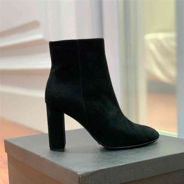 yslity fashion boots casual women luxury design winter warm heel snow leather thick soled sock boots 004, Black
yslity fashion boots casual women luxury design winter warm heel snow leather thick soled sock boots 004, Black
