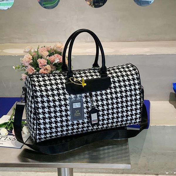 duffel bags travel bag men and women handbags large capacity backpacks travel clothing storage fitness 221114
duffel bags travel bag men and women handbags large capacity backpacks travel clothing storage fitness 221114