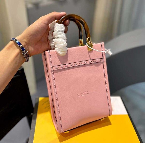 evening bags women's shoulder bag designer handbag cross body fashion with letter printed mobile phone bags diagonal handbags
evening bags women's shoulder bag designer handbag cross body fashion with letter printed mobile phone bags diagonal handbags