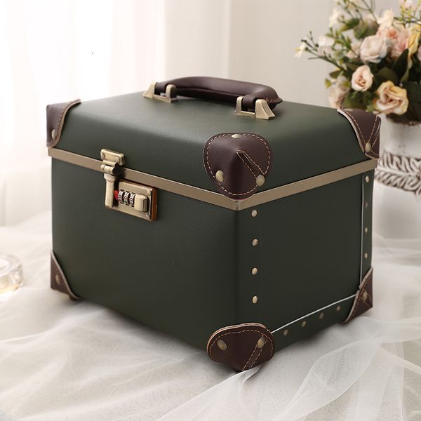 suitcases professional makeup case beauty manicure luxury pu leather women's cute waterproof black cosmetics bag toiletry organizer box
suitcases professional makeup case beauty manicure luxury pu leather women's cute waterproof black cosmetics bag toiletry organizer box