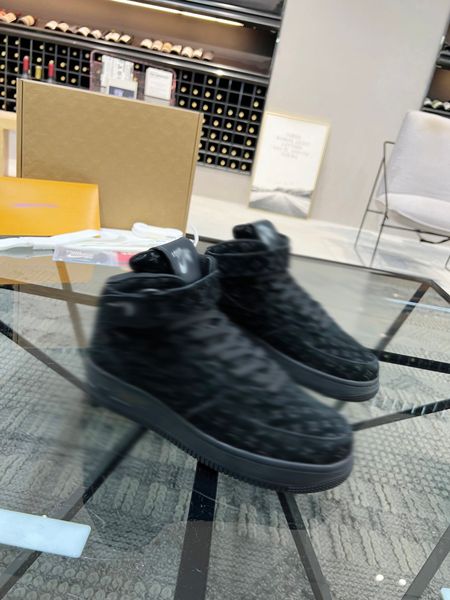 designer men ankle boot luxury brand platform letter printing martin boots genuine man leather winter booties shoes with box size 39-45 -k05, Black
designer men ankle boot luxury brand platform letter printing martin boots genuine man leather winter booties shoes with box size 39-45 -k05, Black