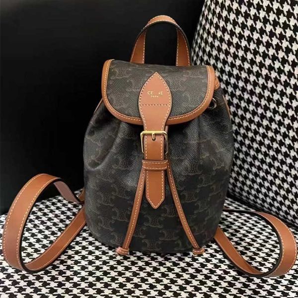 factory clearance direct sales triumphal arch mini backpack old flower high-grade leather small bag women's college style new model in
factory clearance direct sales triumphal arch mini backpack old flower high-grade leather small bag women's college style new model in