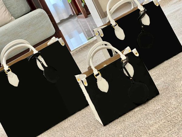 designer onthego bag large capacity handbag fashion leather shoulder luxury woman handle lady shopping hand bags on the go women purse
designer onthego bag large capacity handbag fashion leather shoulder luxury woman handle lady shopping hand bags on the go women purse