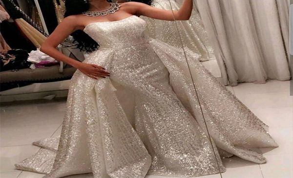 2018 bling ball gown prom dresses with sweetheart neckline sweep train sleeveless glitter glued lace detachable overskirt evening 3055661, Black;red
2018 bling ball gown prom dresses with sweetheart neckline sweep train sleeveless glitter glued lace detachable overskirt evening 3055661, Black;red