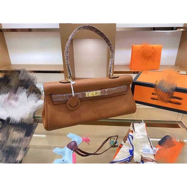 clearance summer vertical square middle three dimensional bag lock sling single solid color soft handle brown litchi pattern
clearance summer vertical square middle three dimensional bag lock sling single solid color soft handle brown litchi pattern