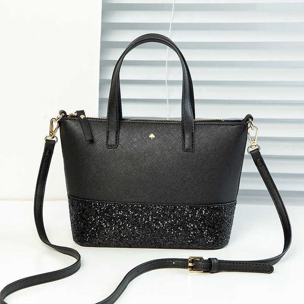 women bag designer kite handbags purse spide genuine leather solid minority design fashion one shoulder messenger portable tote luxury class
women bag designer kite handbags purse spide genuine leather solid minority design fashion one shoulder messenger portable tote luxury class