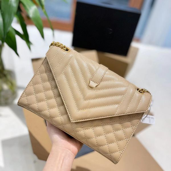 5a women's cross body designer luxurys bags handbag caviar leather messenger classic metal chain shoulder bag envelope bags built in gi
5a women's cross body designer luxurys bags handbag caviar leather messenger classic metal chain shoulder bag envelope bags built in gi