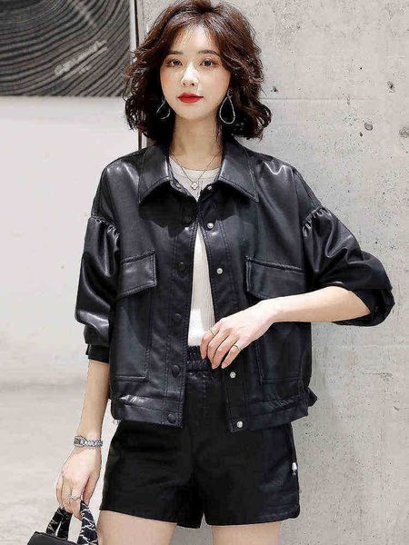 2022 spring new women fashion plus pu leather soft zipper jackets thick plush lining loose jacket moto cyclists punk female jacket j220727, Black
2022 spring new women fashion plus pu leather soft zipper jackets thick plush lining loose jacket moto cyclists punk female jacket j220727, Black