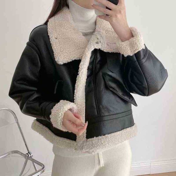 ailegogo new winter women streetwear faux soft leather lamb fur jacket moto biker pocket thick warm short jacket ladies outfit j220727, Black
ailegogo new winter women streetwear faux soft leather lamb fur jacket moto biker pocket thick warm short jacket ladies outfit j220727, Black