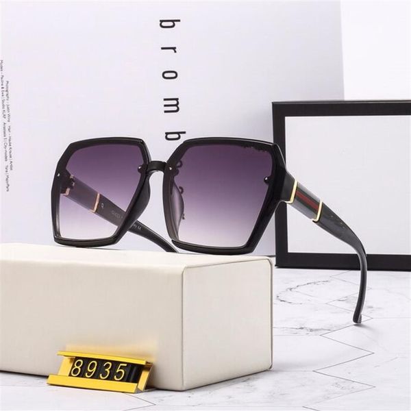 2020 summer brand ladies uv400 fashion woman cycling glasses classic outdoor sport sunglasses eyewear girl beach sun glass sh295v, White;black
2020 summer brand ladies uv400 fashion woman cycling glasses classic outdoor sport sunglasses eyewear girl beach sun glass sh295v, White;black