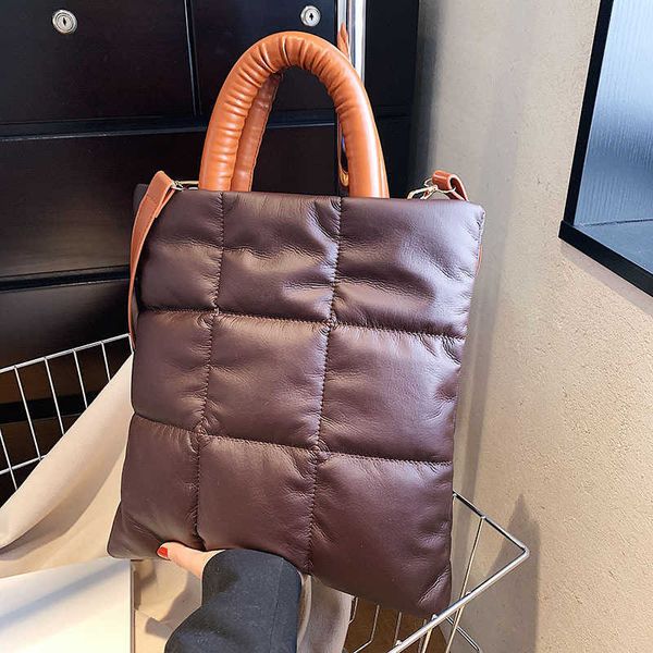 shopping bags new fashion versatile handbag crossbody bag winter feminine fashion down bag female large capacity 220906
shopping bags new fashion versatile handbag crossbody bag winter feminine fashion down bag female large capacity 220906