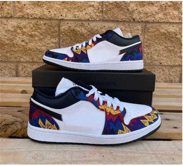 2023 new men woman shoes chunky bears strange love unc white pine green lot 1 sb low mens designer sneakers cnl
2023 new men woman shoes chunky bears strange love unc white pine green lot 1 sb low mens designer sneakers cnl