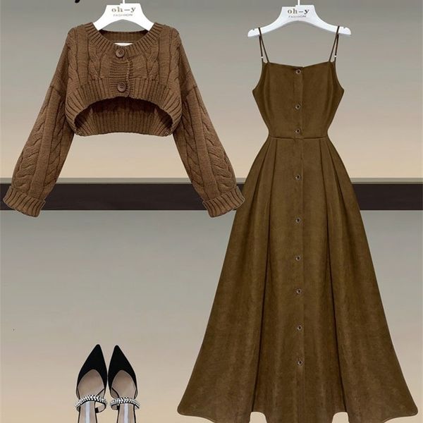 two piece dress fall winter sets women outfits korean casual long sleeve twist knitted short sweater and straped high waist 221115, White
two piece dress fall winter sets women outfits korean casual long sleeve twist knitted short sweater and straped high waist 221115, White
