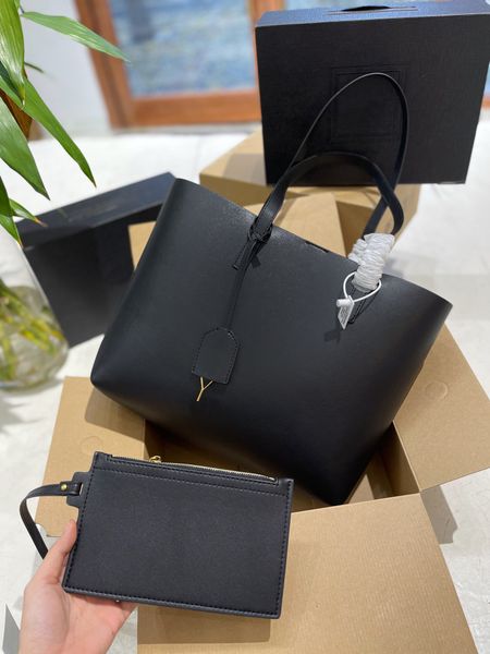 classic soft cowhide shopping bag designers shoulder tote handbags women resistant leather clutch purse gm shopper bags credit card holder c
classic soft cowhide shopping bag designers shoulder tote handbags women resistant leather clutch purse gm shopper bags credit card holder c
