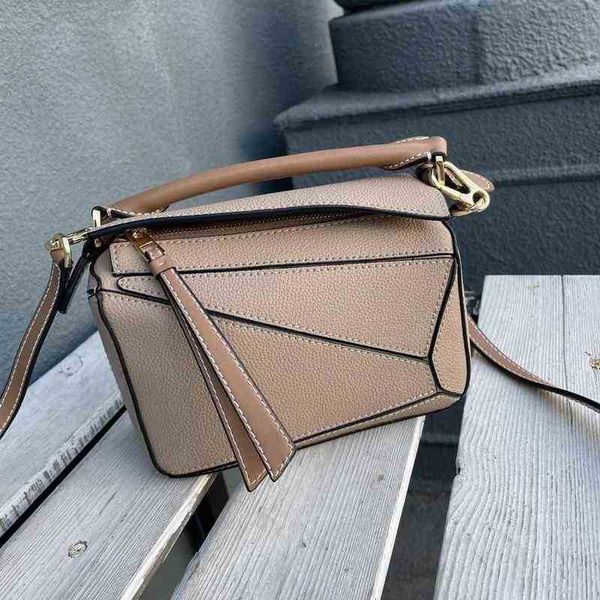 designer luxury women bag lowe handbags totes womens crossbody loulous puzzle handbag loweitys 5a quality cubi shoulder fashion capacity ver
designer luxury women bag lowe handbags totes womens crossbody loulous puzzle handbag loweitys 5a quality cubi shoulder fashion capacity ver