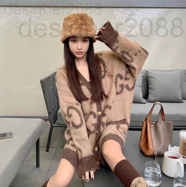 women's sweaters designer full letter printed cardigan large size loose coat knitted sweater couple designer g streetwear knit sweatshi, White;black
women's sweaters designer full letter printed cardigan large size loose coat knitted sweater couple designer g streetwear knit sweatshi, White;black