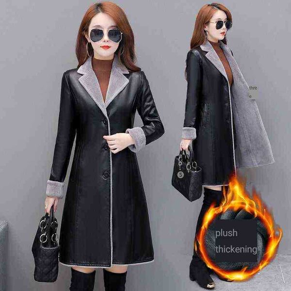 autumn winter women faux fur coat mid long warm plush thick outerwear ladies padded fur locomotive pu leather jackets black j220727
autumn winter women faux fur coat mid long warm plush thick outerwear ladies padded fur locomotive pu leather jackets black j220727