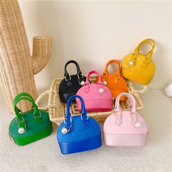 ins children pearl shell handbags girls candy colors messenger bag kids metals chain single shoulder bags a9337, Black
ins children pearl shell handbags girls candy colors messenger bag kids metals chain single shoulder bags a9337, Black