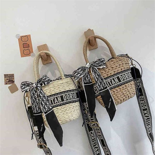 woven bucket bag summer new silk scarf beach women's large capacity portable one shoulder women's purses luxury sale
woven bucket bag summer new silk scarf beach women's large capacity portable one shoulder women's purses luxury sale