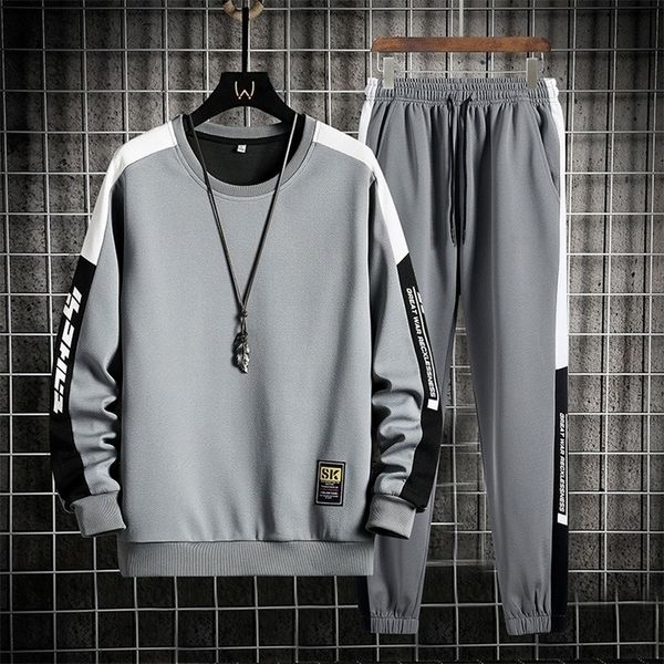mens tracksuits spring and autumn clothes 2 piece set sweatsuit tracksuit outwear harajuku jogging suit long sleeve shirt outfits 221115, Gray
mens tracksuits spring and autumn clothes 2 piece set sweatsuit tracksuit outwear harajuku jogging suit long sleeve shirt outfits 221115, Gray