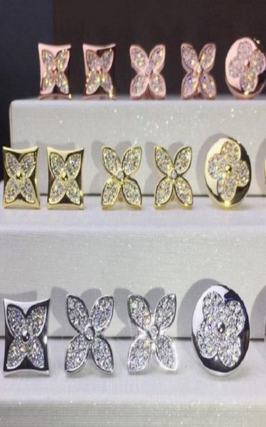 womens designer stud earrings fashion fourleaf clover earrings 18k gold square round full diamond earring jewelry3005074, Golden;silver
womens designer stud earrings fashion fourleaf clover earrings 18k gold square round full diamond earring jewelry3005074, Golden;silver