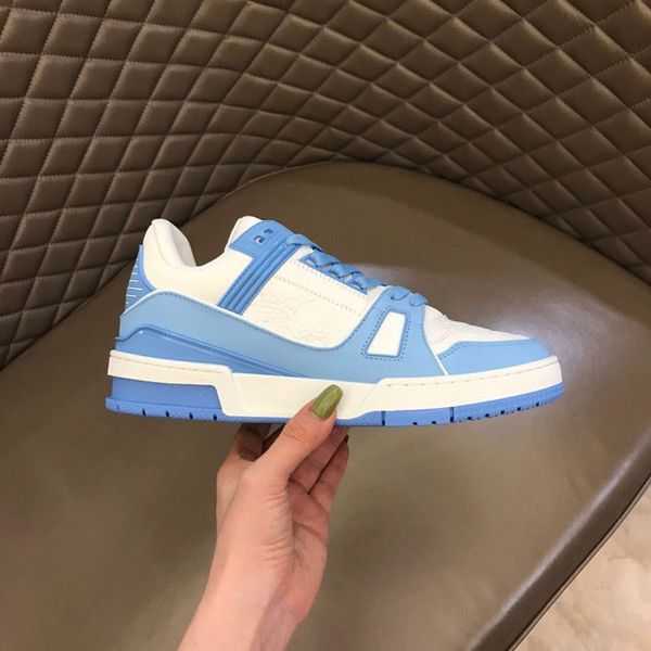 2022ss qulity sports brand flat designer leather men's shoes luxury white casual lace up outdoor sneakers classic color very comfortabl, Red;white
2022ss qulity sports brand flat designer leather men's shoes luxury white casual lace up outdoor sneakers classic color very comfortabl, Red;white