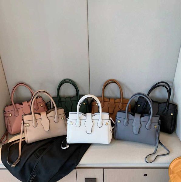 evening bags luxury totes hand women designer large capacity bucket leather handbag crossbody shopping purse 221017
evening bags luxury totes hand women designer large capacity bucket leather handbag crossbody shopping purse 221017