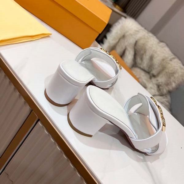 classics luxury brand sandals designer shoes fashion slides high heels floral brocade genuine leather high-heeled women shoes sandal by 9 09, Black
classics luxury brand sandals designer shoes fashion slides high heels floral brocade genuine leather high-heeled women shoes sandal by 9 09, Black