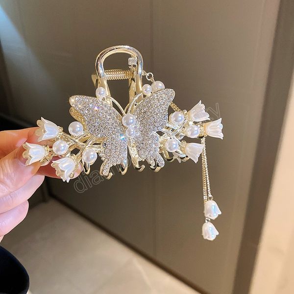 butterfly rhinestone lily of the valley fringe clamps hair claw for women girls trendy imitation pearl wedding bride hair accessories, Slivery;golden
butterfly rhinestone lily of the valley fringe clamps hair claw for women girls trendy imitation pearl wedding bride hair accessories, Slivery;golden