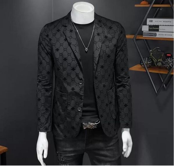 2022 designer mens jackets clothing bomber jacket europe and american style outerwear coat fashion hombre casual street coats suit, Black;brown
2022 designer mens jackets clothing bomber jacket europe and american style outerwear coat fashion hombre casual street coats suit, Black;brown