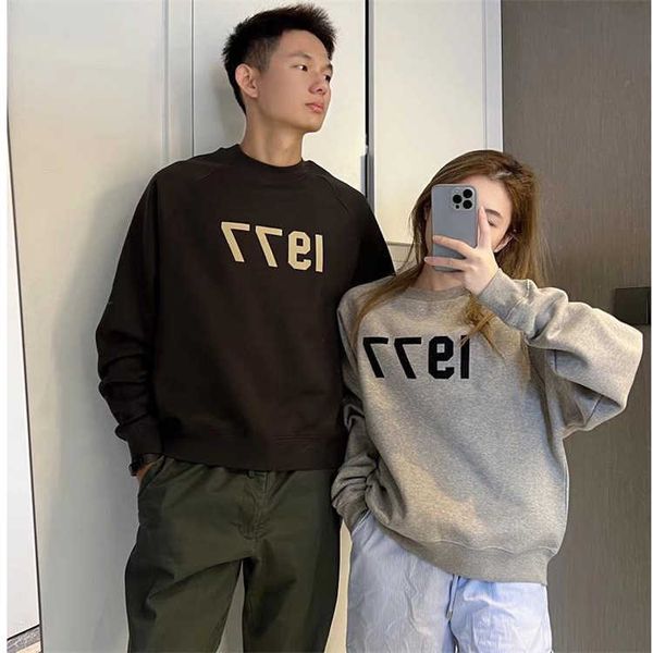 designer hoodie warm essentials hooded hoodies sweater suit mens womens fashion streetwear pullover fog1977 double thread autumn and winter, Black
designer hoodie warm essentials hooded hoodies sweater suit mens womens fashion streetwear pullover fog1977 double thread autumn and winter, Black