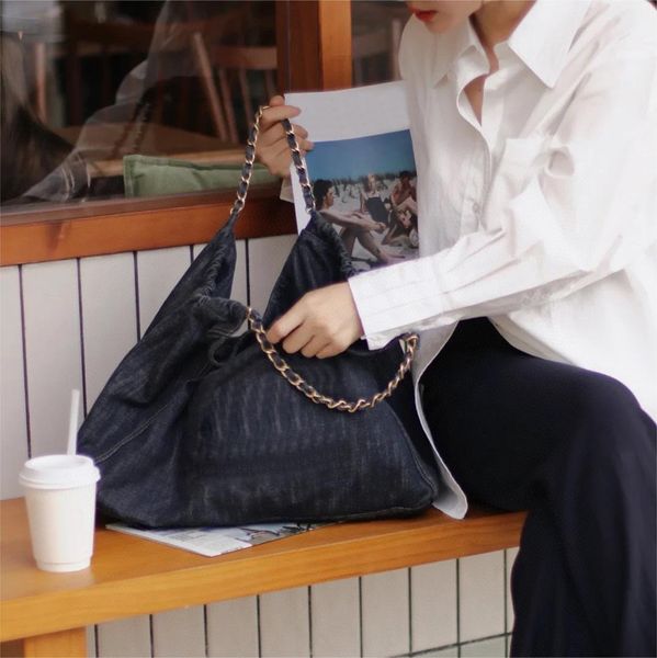 shopping totes lady bags fashion denim canvas bag luxury designer handbagsr letter casual cool square cross body shoulder large capacity han
shopping totes lady bags fashion denim canvas bag luxury designer handbagsr letter casual cool square cross body shoulder large capacity han