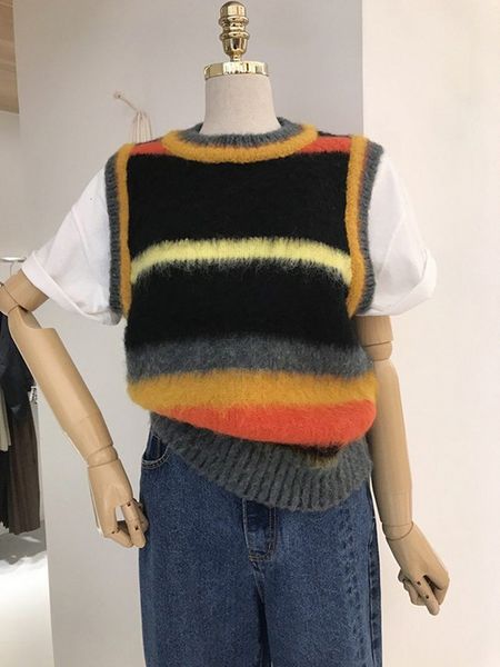 women's vests chaleco mujer korean autumn contrast color o neck striped knitted sleeveless sweater retro pull y2k 221116, Black;white
women's vests chaleco mujer korean autumn contrast color o neck striped knitted sleeveless sweater retro pull y2k 221116, Black;white