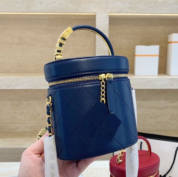 designer mini round shoulder box bags real leather hight quality luxurious women fashion girl handle handbags chains crossbody bag with pear
designer mini round shoulder box bags real leather hight quality luxurious women fashion girl handle handbags chains crossbody bag with pear