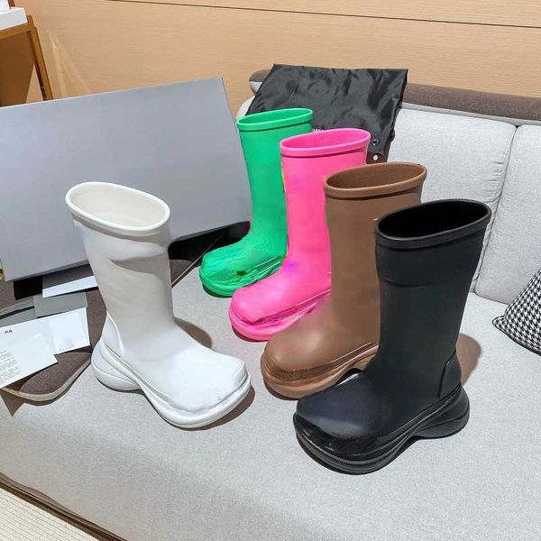 brand boots new designer design water boots in autumn and winter thick soled anti-skid size 35-42, Black
brand boots new designer design water boots in autumn and winter thick soled anti-skid size 35-42, Black