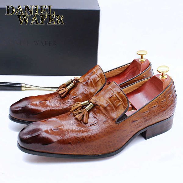 dress women shoes high heels luxury mens leather shoes crocodile prints casual black and white men
dress women shoes high heels luxury mens leather shoes crocodile prints casual black and white men