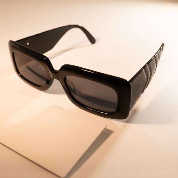 fashion square sunglasses classic design 0811s women's men's rectangular sunglasses 0811 black gray rectangular-frame sun glasses, White;black
fashion square sunglasses classic design 0811s women's men's rectangular sunglasses 0811 black gray rectangular-frame sun glasses, White;black