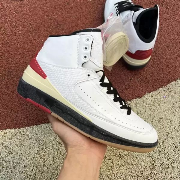 shoes 2 men women dj4375-101 og white varsity red colorway shoelaces sports trainers sneakers chaussures size 39-46
shoes 2 men women dj4375-101 og white varsity red colorway shoelaces sports trainers sneakers chaussures size 39-46