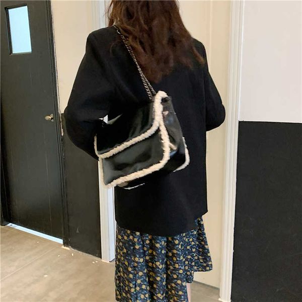 shoulder bags underarm bags fall winter new sheepskin women's handbag chain stray bag single shoulder cross bag fur briefcase large bag
shoulder bags underarm bags fall winter new sheepskin women's handbag chain stray bag single shoulder cross bag fur briefcase large bag