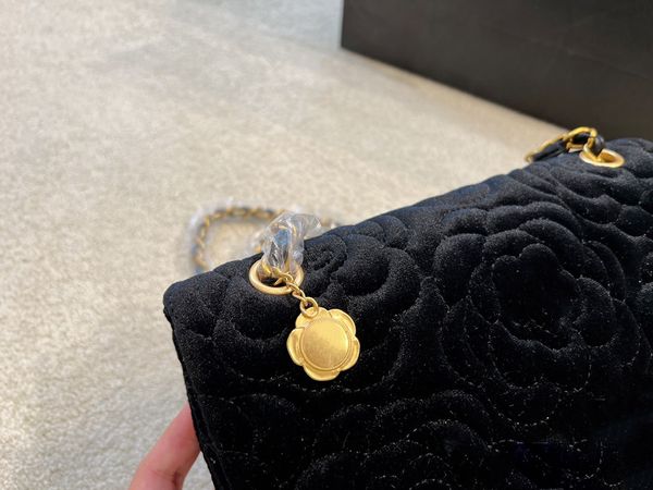 luxury designer new women's shoulder bag boutique nylon fashion rose pattern with rose shaped metal objects