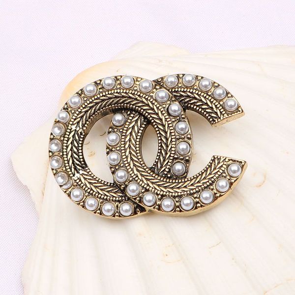 mixed simple 18k gold plated 925 silver luxury brand designers double letters c stud geometric famous women crystal rhinestone pearl earring, Golden;silver
mixed simple 18k gold plated 925 silver luxury brand designers double letters c stud geometric famous women crystal rhinestone pearl earring, Golden;silver
