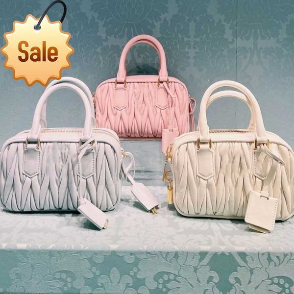 women's luxury designer handbags shoulder crossbody bags tote new miu boston pillow bags fashion pleated soft sheepskin cross shoulder
women's luxury designer handbags shoulder crossbody bags tote new miu boston pillow bags fashion pleated soft sheepskin cross shoulder