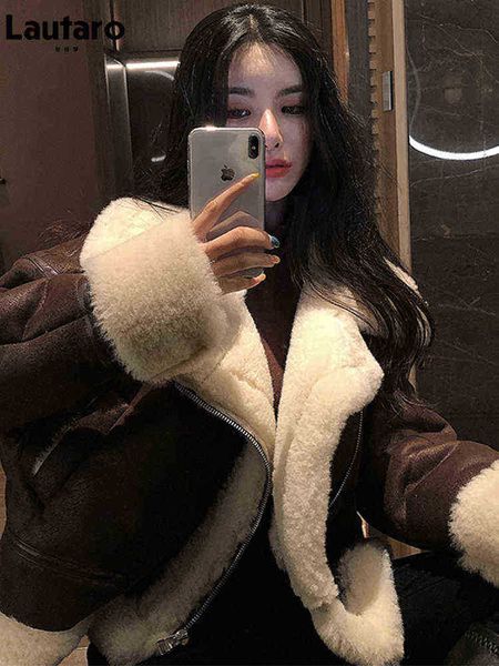 lautaro winter cool short thick warm faux sheepskin leather biker moto jacket for women zipper long sleeves european fashion 2022 j220727, Black
lautaro winter cool short thick warm faux sheepskin leather biker moto jacket for women zipper long sleeves european fashion 2022 j220727, Black
