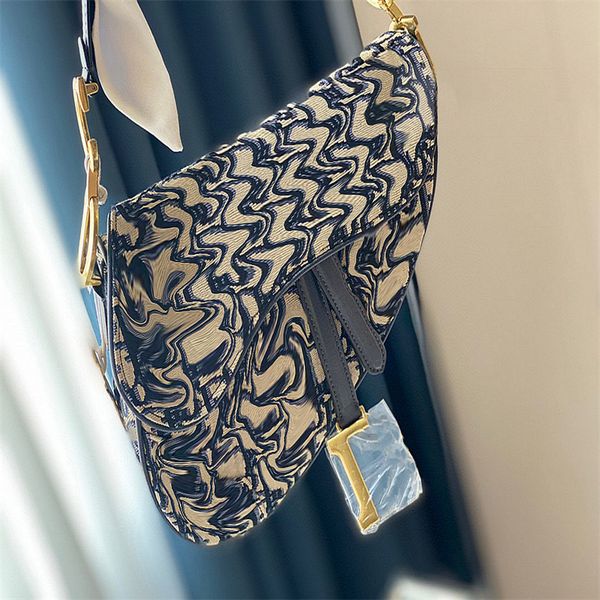classic saddle bag crossbody designer bags baguette shoulder cross-body chain collection luxury designers womens purses lots of colors
classic saddle bag crossbody designer bags baguette shoulder cross-body chain collection luxury designers womens purses lots of colors