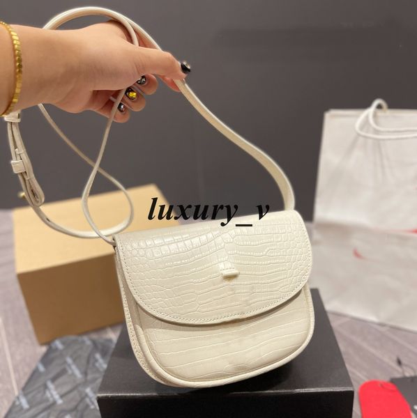 designers kaia bags crossbody piggy bag vintage style small square cassandra bag classic envelope bronze hardware turn buckle alligator hand
designers kaia bags crossbody piggy bag vintage style small square cassandra bag classic envelope bronze hardware turn buckle alligator hand