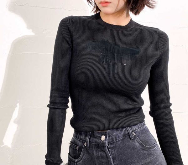 brand women's knits 2022 designer design early autumn new design letter printing slim round neck knitted long sleeve top, White
brand women's knits 2022 designer design early autumn new design letter printing slim round neck knitted long sleeve top, White