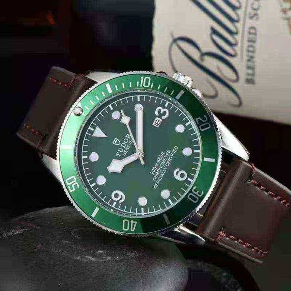 designer montre superclone mens watch movement luxury fashion watch watches fashion women's men's tudors r779 ime7 6les6les, Slivery;brown 
designer montre superclone mens watch movement luxury fashion watch watches fashion women's men's tudors r779 ime7 6les6les, Slivery;brown